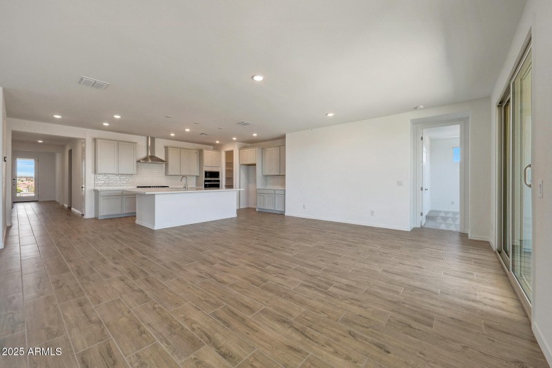 PHX_Las Ventanas_Lot 2020_Garnet_18381 M