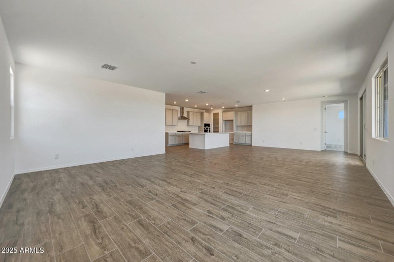 PHX_Las Ventanas_Lot 2020_Garnet_18381 M