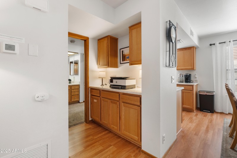 Oak Creek Estados A9 - Hallway