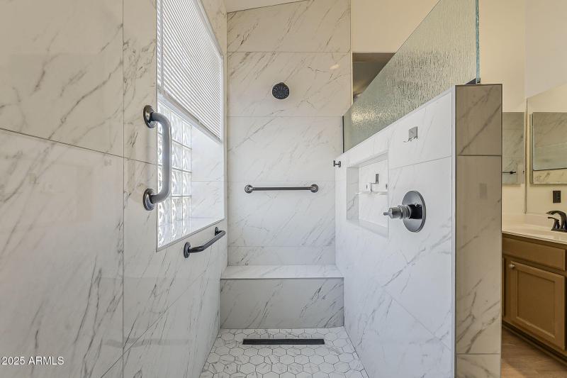 32-web-or-mls-Walnut-32