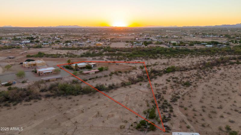 29211 N 208th00008