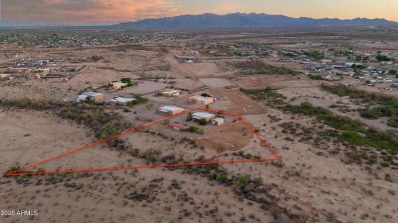 29211 N 208th00009