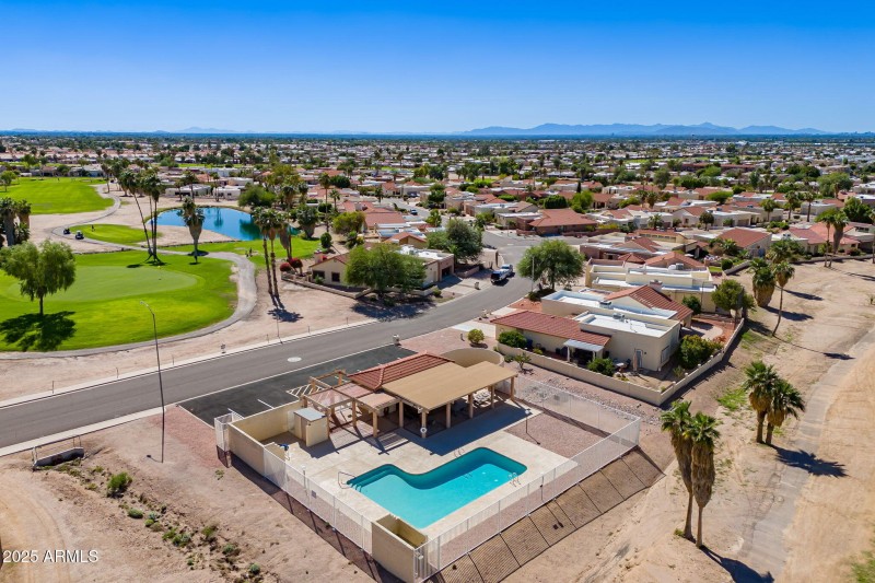 Community Pool & Spa