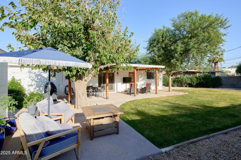 PropertyImageCo_4226N84thPl_WEB_21