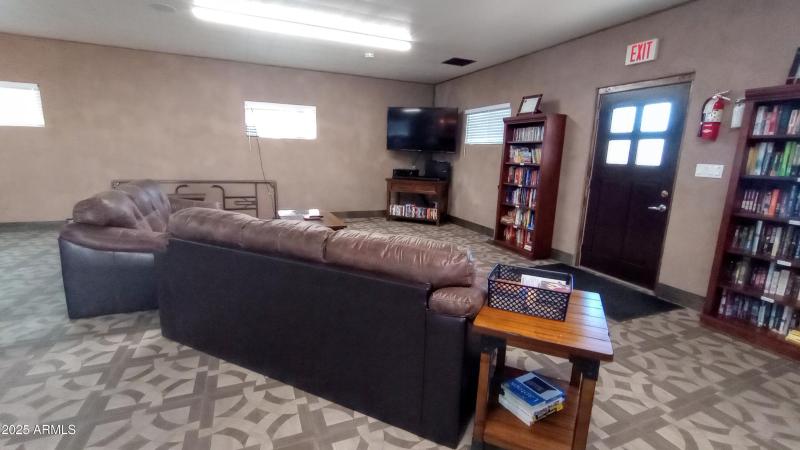 10 - Clubhouse p3