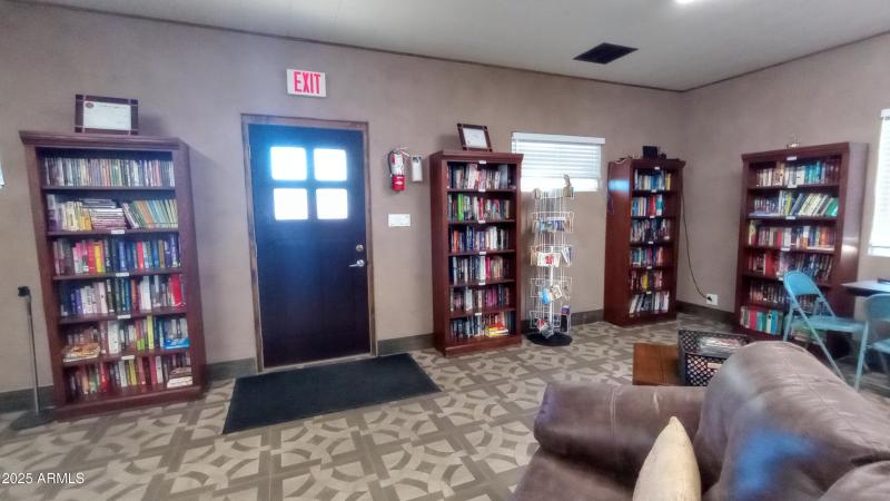 10 - Clubhouse p5