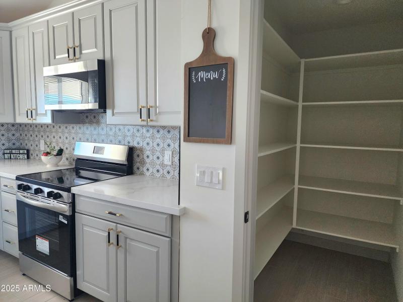 Walk In Pantry