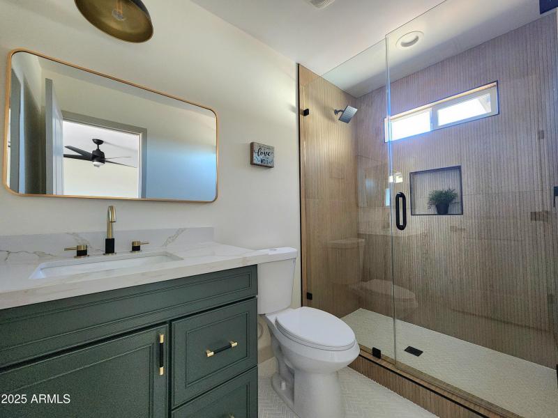 2nd Master Bathroom