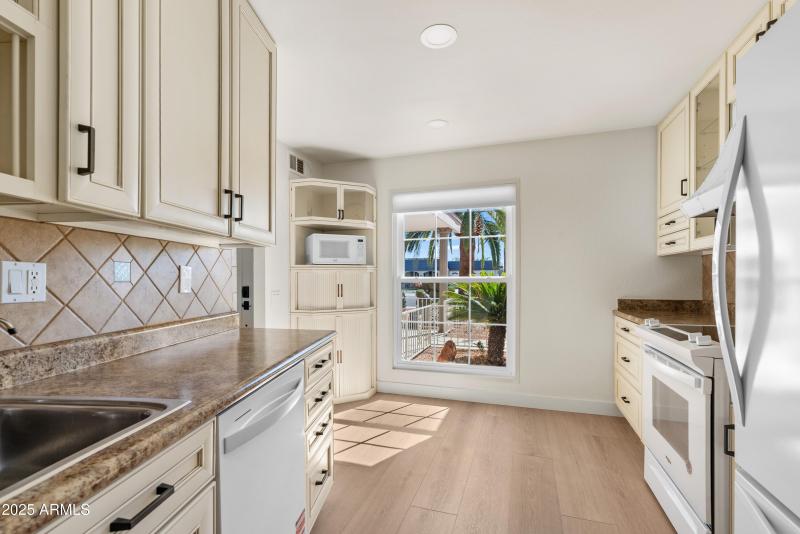 Kitchen 3
