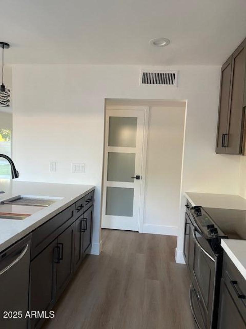 Kitchen & Pantry