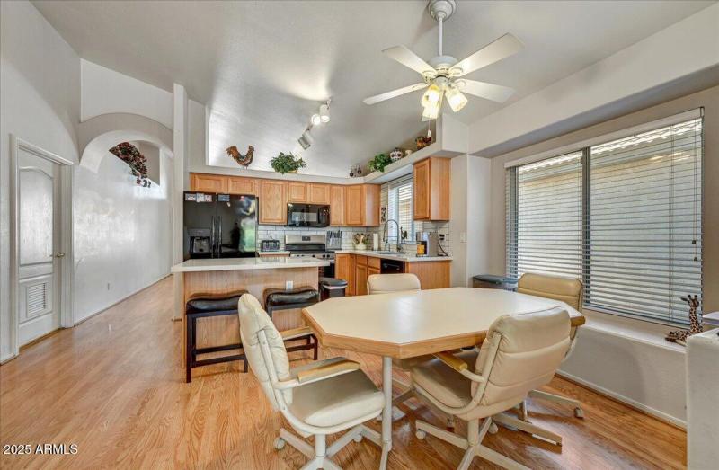 04-Kitchen