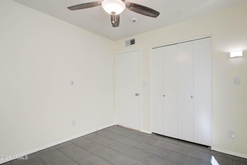 5134 E Edgemont Ave-18