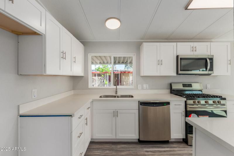 14 Union Hills