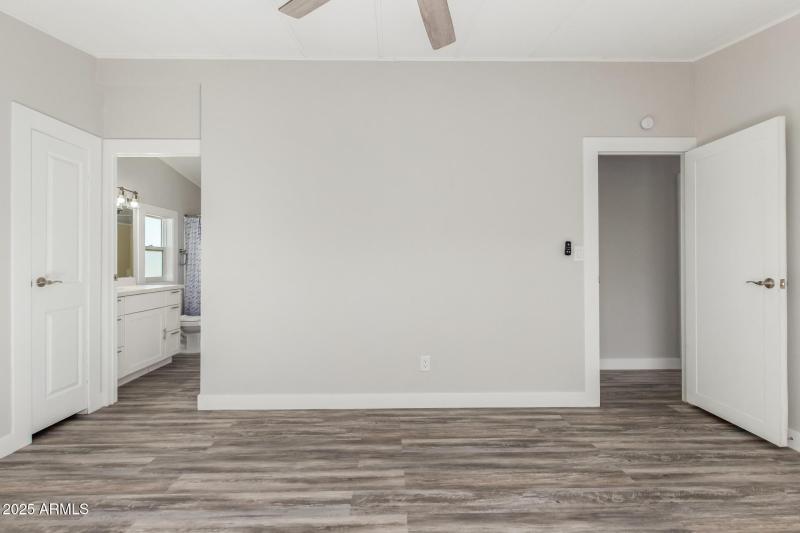 18 Union Hills