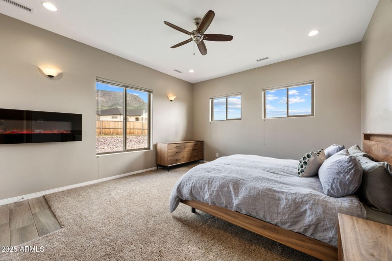 17-Primary Bedroom