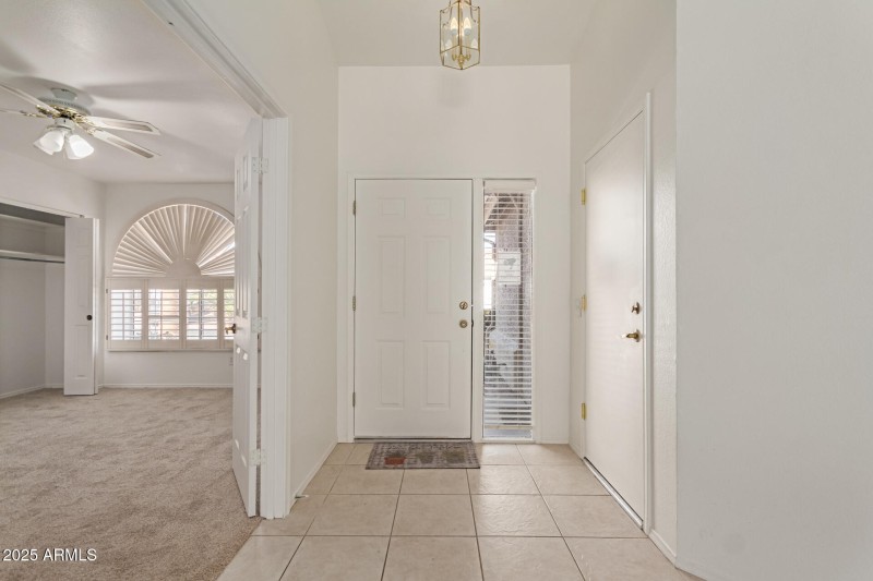 1531 E Buena Vista Dr