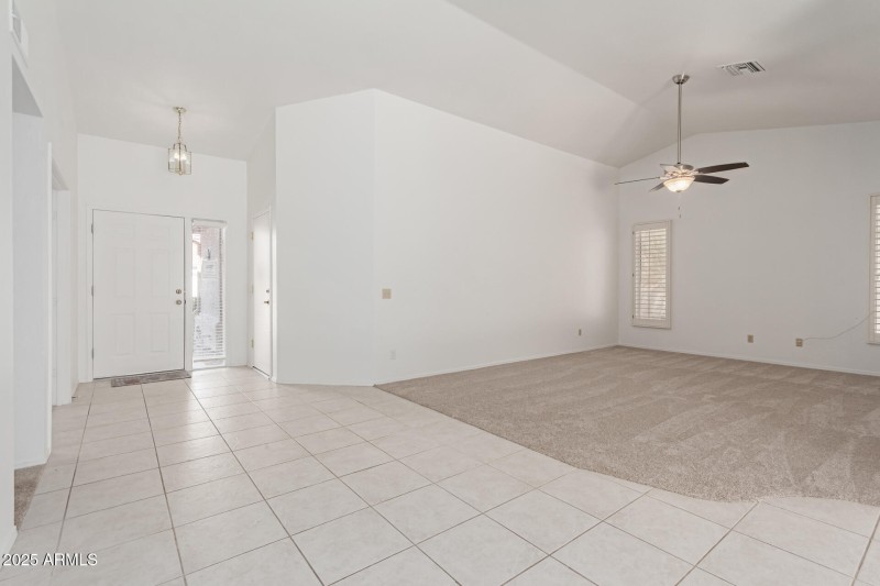 1531 E Buena Vista Dr