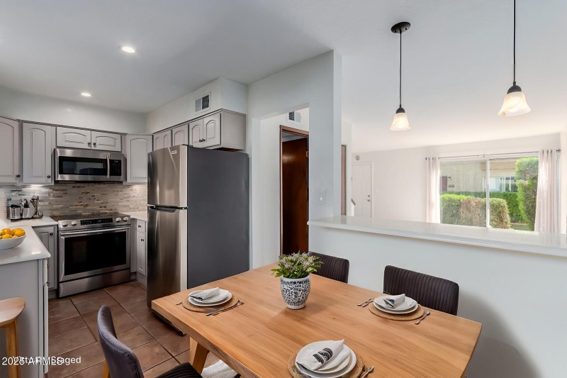 14-68th VS Watermark