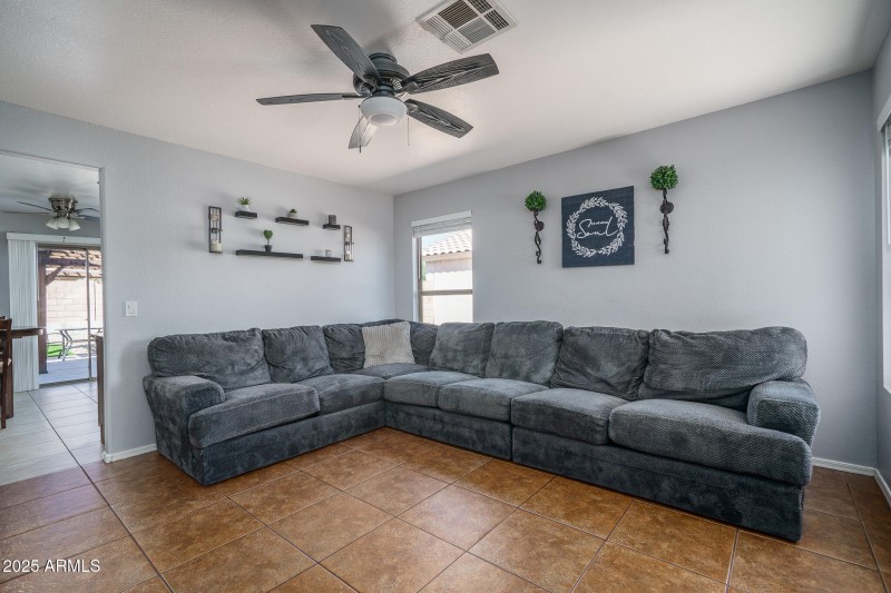 2) GREAT ROOM