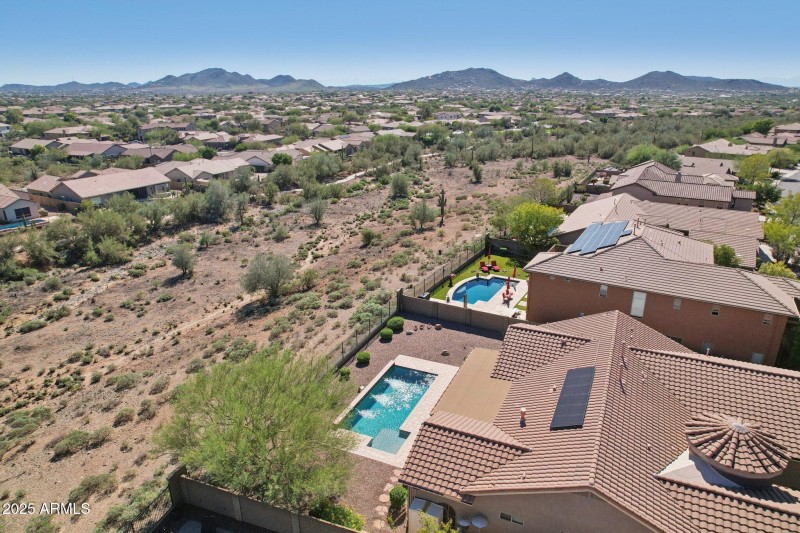 Unobstructed Eastern view