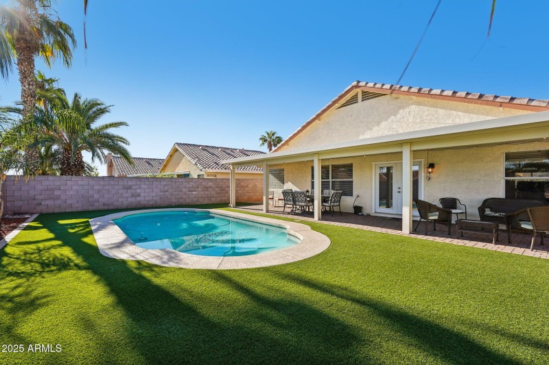 38-web-or-mls-W Sandra Ter-S2110-038