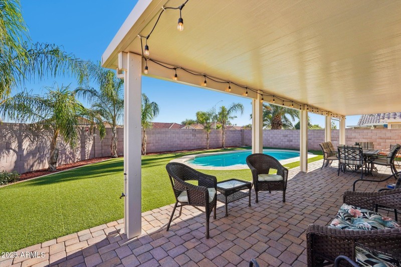 36-web-or-mls-W Sandra Ter-S2110-036