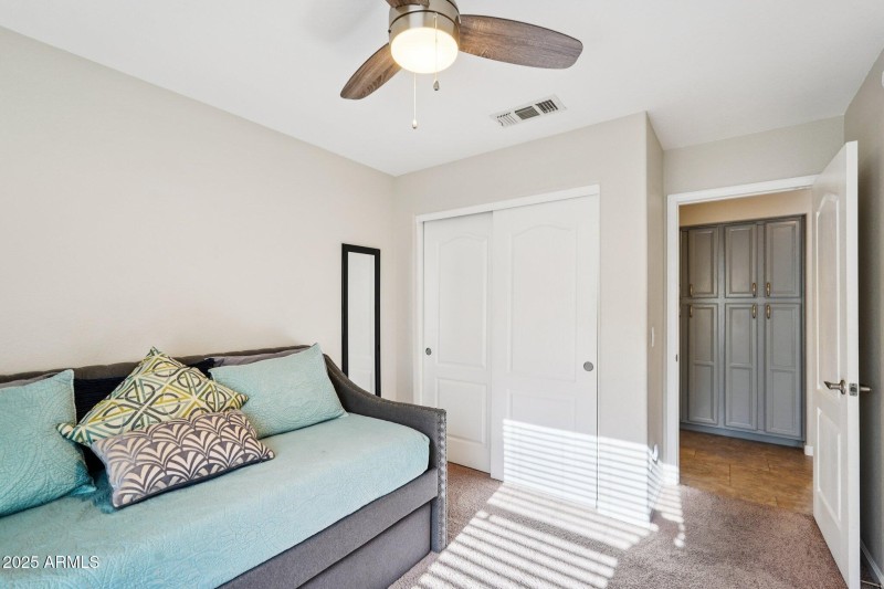 33-web-or-mls-W Sandra Ter-S2110-033