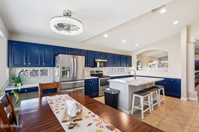 17-web-or-mls-W Sandra Ter-S2110-017