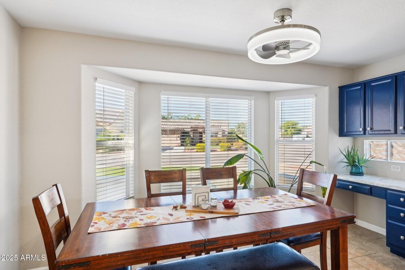 16-web-or-mls-W Sandra Ter-S2110-016