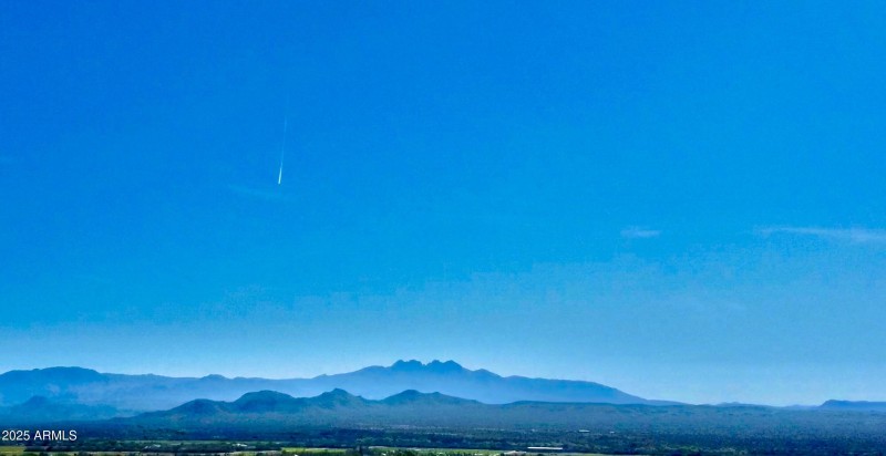 43CC6369-E733-436A-8BC8-C0BB84927890_1_2