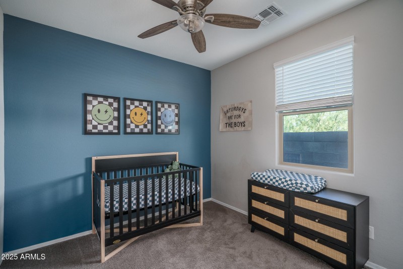 16) BED 4