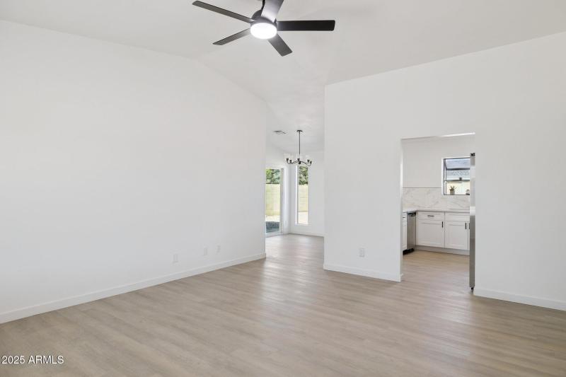 4-web-or-mls-5108-e-shomi-st