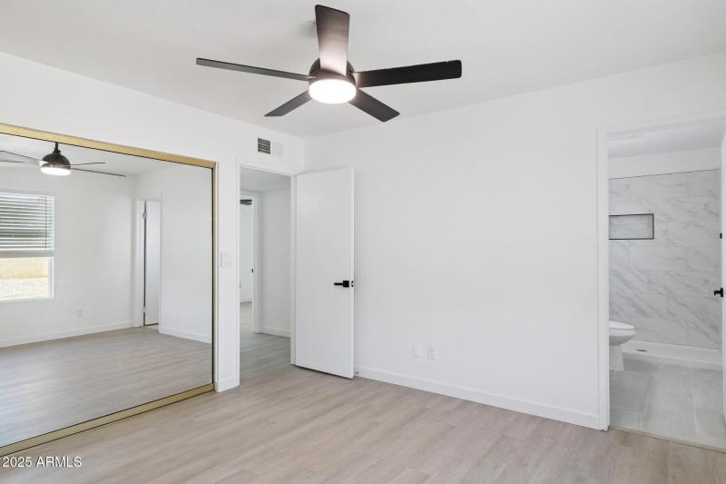 13-web-or-mls-5108-e-shomi-st