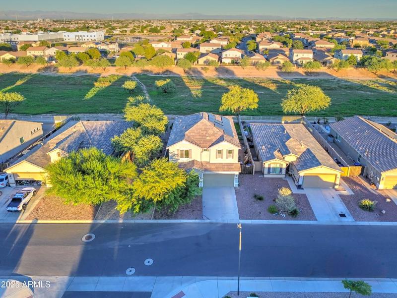 35587 N Donovan Dr-46