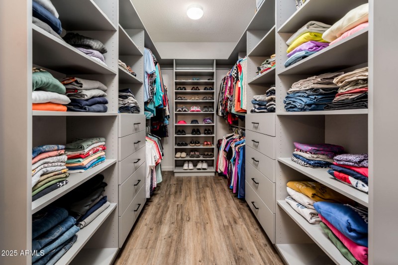 2023 Classy Closets