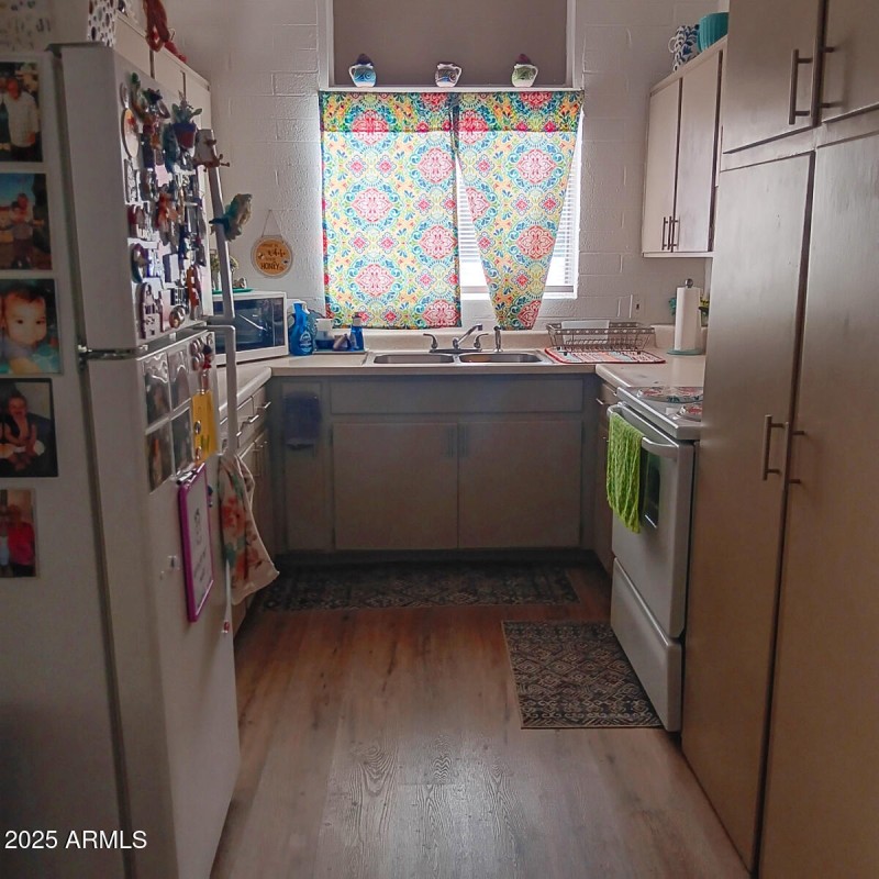 719 North Cherry (5)