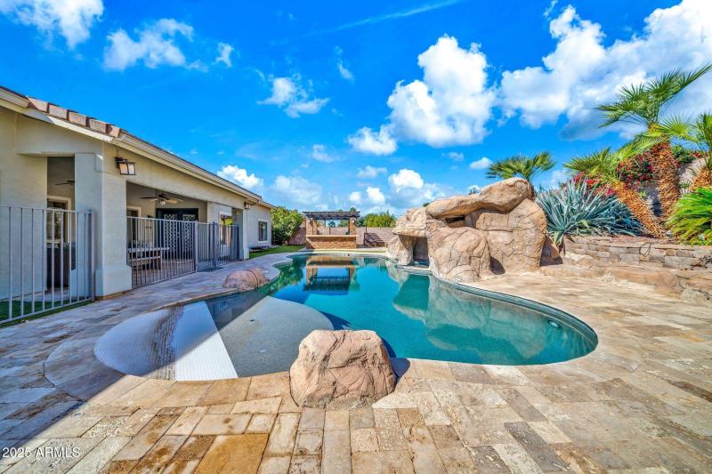 13204 W San Miguel Ave-59