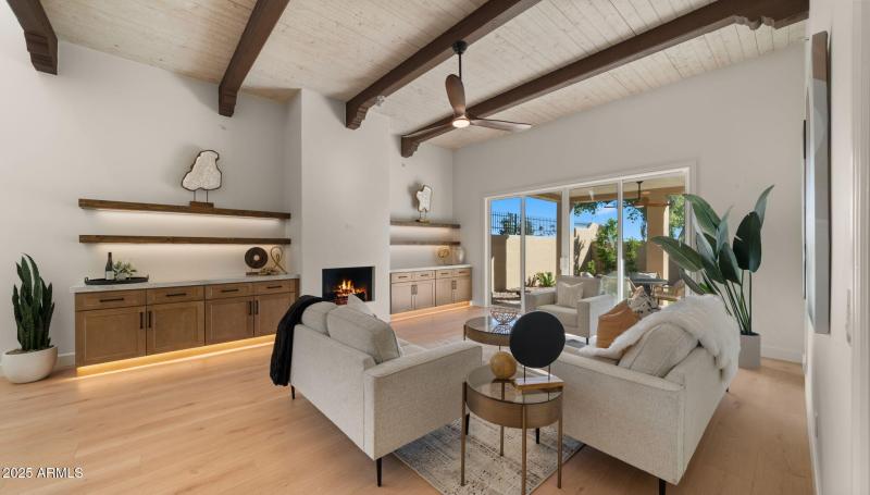 19-web-or-mls-Great Room5