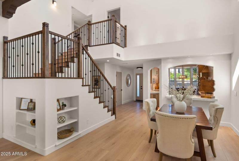 23-web-or-mls-Great Room9