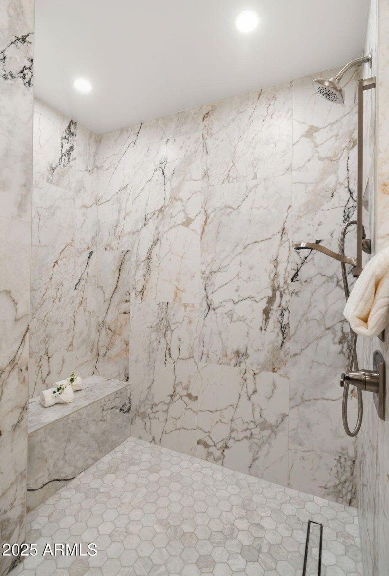 32-web-or-mls-Great Room16