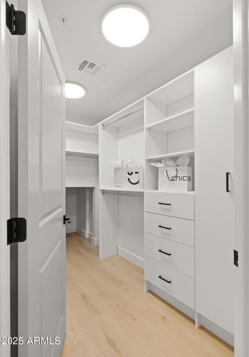 33-web-or-mls-Great Room18