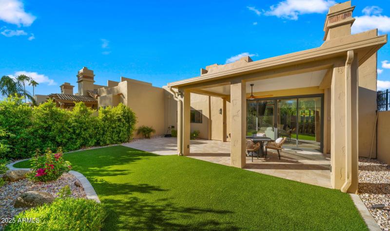 50-web-or-mls-Backyard3