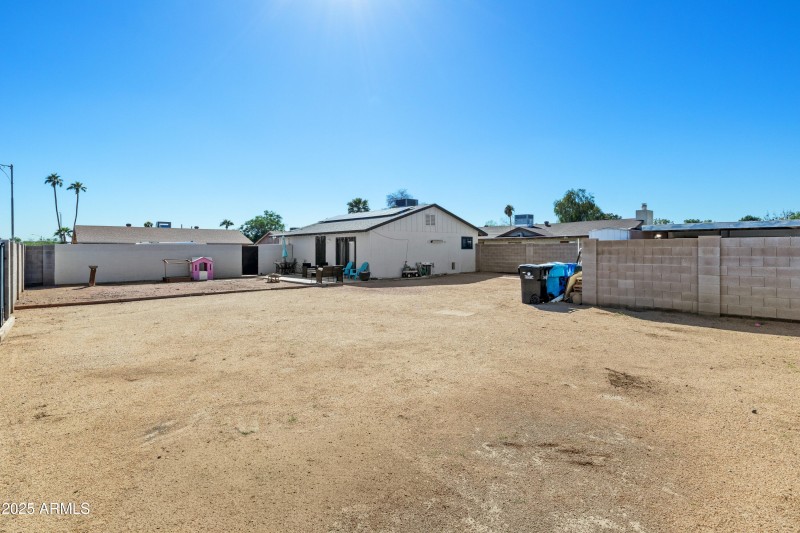 14034 N 48th Ave-6