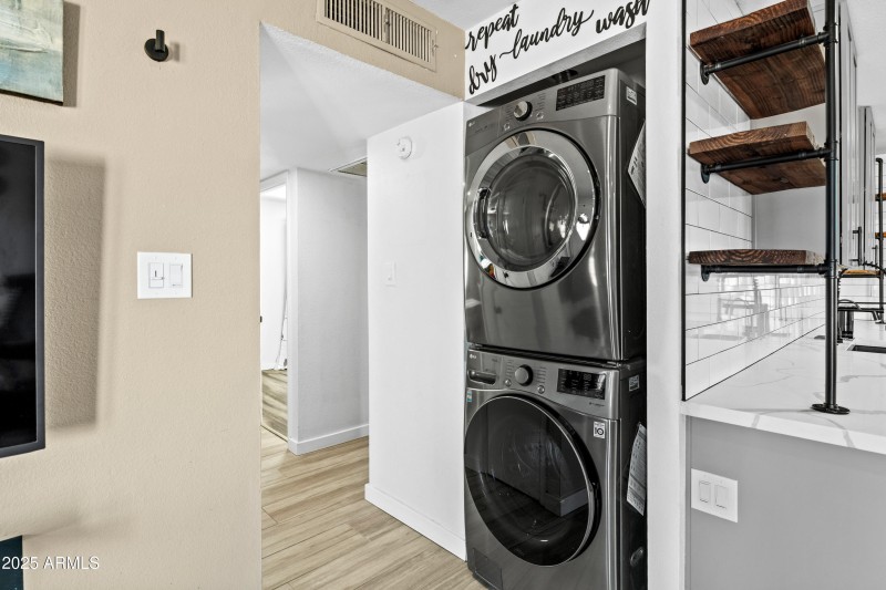 14034 N 48th Ave-26