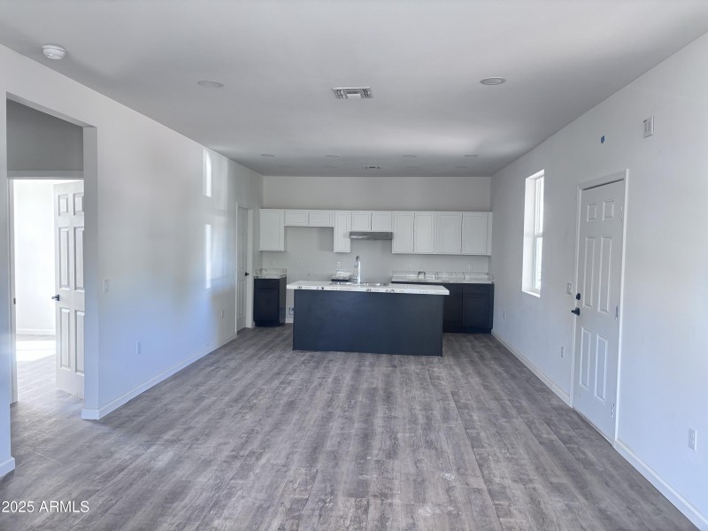 Open Kitchen/Greatroom