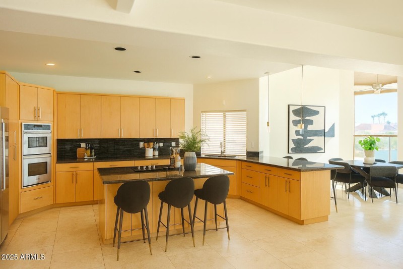 Oct 17, 2025, 03_45_37 PM