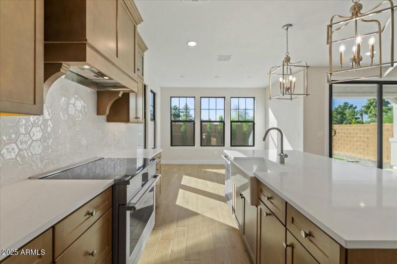 23-Kitchen