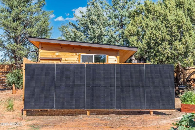 Self-sufficient solar