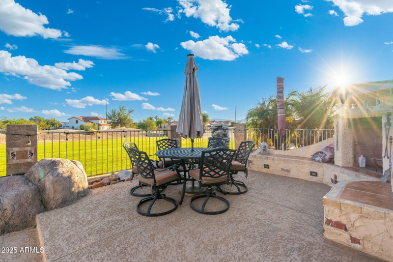 64-web-or-mls-QVB06672-HDR-Edit