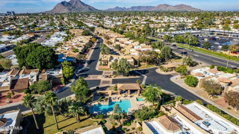 chaparral drone with camelback